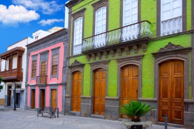 Gran canaria teror renkli Cephe Sistemleri