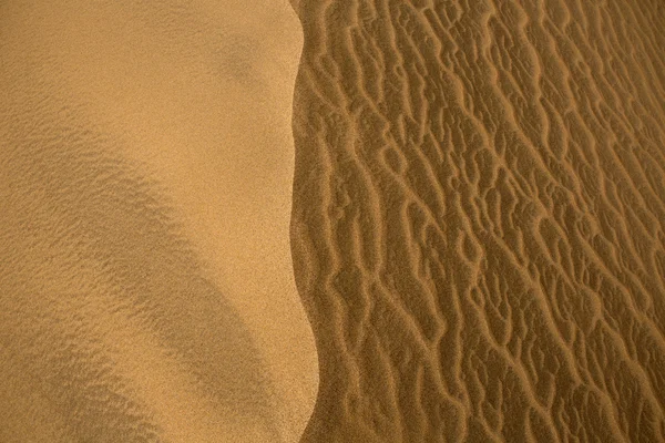 Pouštní duny v maspalomas gran canaria — Stock fotografie