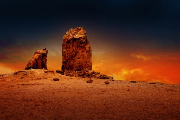 Gran canaria roque nublo dramático céu por do sol — Fotografia de Stock