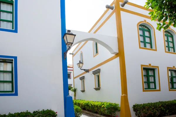Gran Canaria szigetén, Puerto de Mogan fehér házak — Stock Fotó