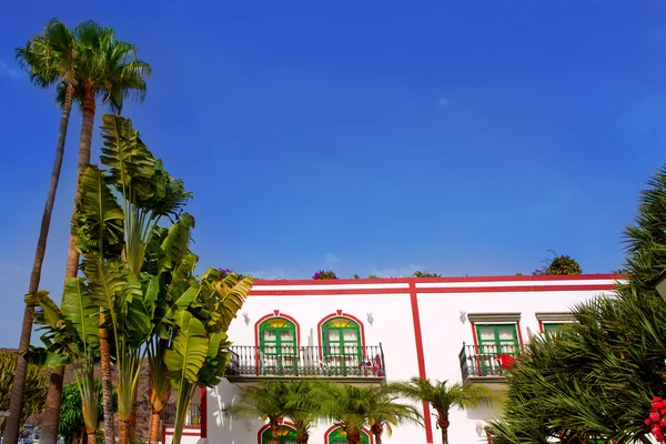 Gran canaria puerto de Mogán vita hus — Stockfoto