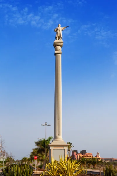 Cristobal columbus άγαλμα του παχέος εντέρου σε maspalomas — Φωτογραφία Αρχείου