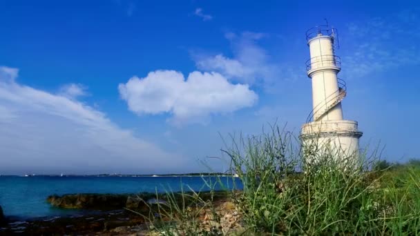 La savina fyr i formentera i Balearerna — Stockvideo