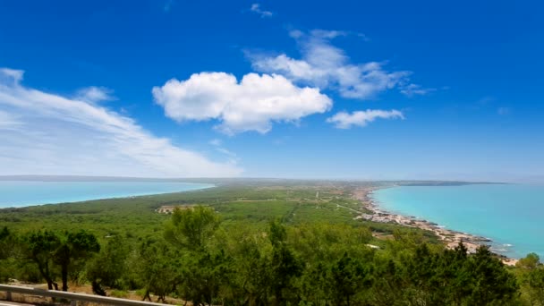 Formentera Ibiza Adası arka plan yüksek görünümü ile — Stok video