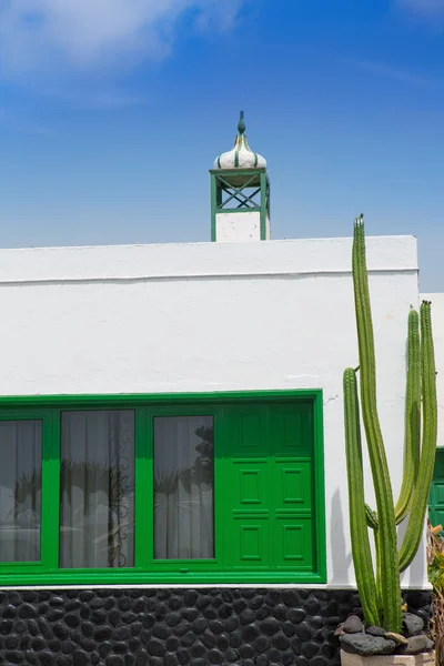 El Golfo en Lanzarote fachadas casas blancas — Foto de Stock