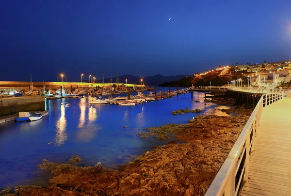 Lanzarote Puerto del Carmen vista nocturna — Foto de Stock