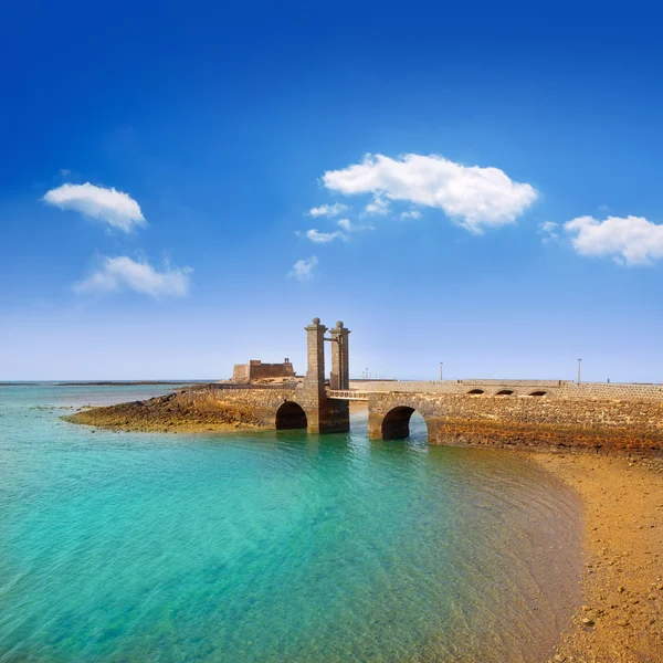 Arrecife Lanzarote castle and bridge — Stock Photo, Image