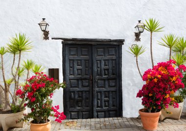 Kanarya Adaları'nda beyaz köy teguise Lanzarote
