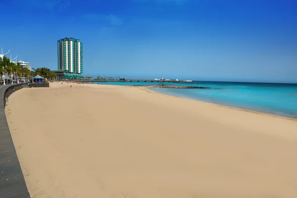 Arrecife beach playa del reducto lanzarote — Stok fotoğraf