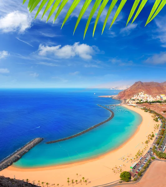 Playa Las Teresitas en Santa Cruz de Tenerife norte —  Fotos de Stock