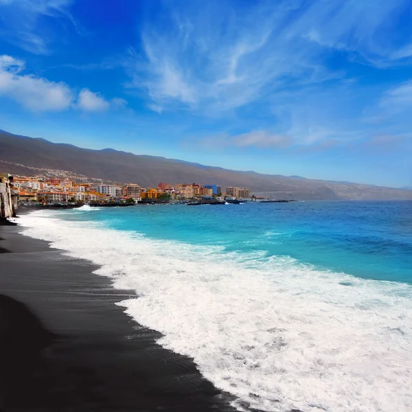 Praia de areia preta Candelaria em Tenerife — Fotografia de Stock