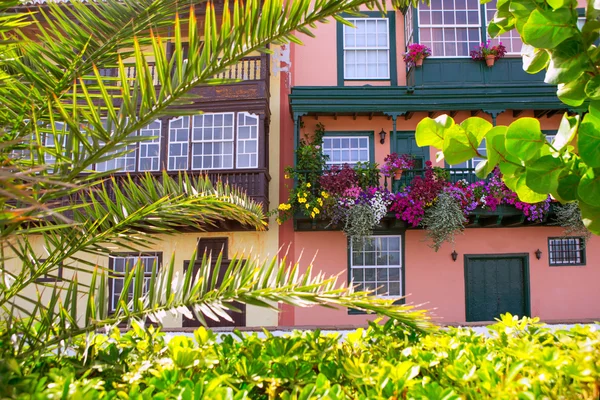 Fachadas de casa colonial Santa Cruz de La Palma — Foto de Stock