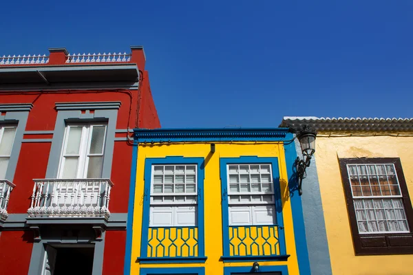 Santa Cruz de La Palma colonial house facades — Stock Photo, Image