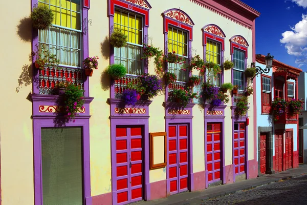 Santa Cruz de La Palma colonial house facades — Stock Photo, Image