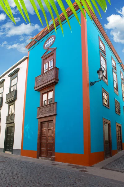 Façades de la maison coloniale de Santa Cruz de La Palma — Photo