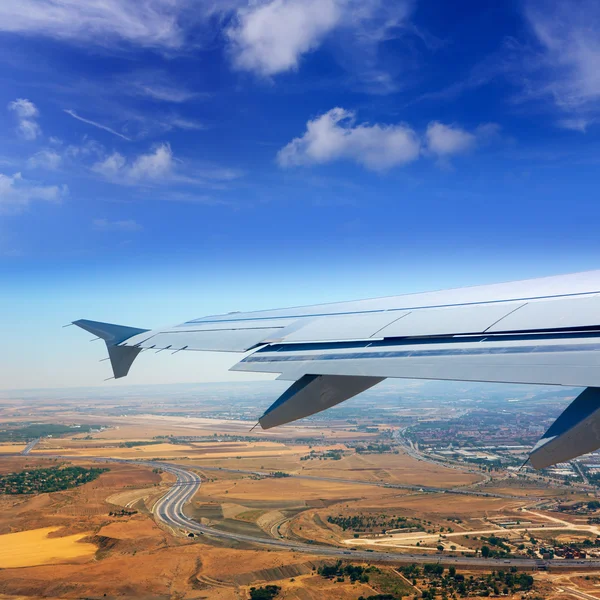 Décollage d'avion de Madrid barajas en Espagne — Photo