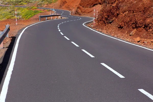Canary Islands winding road curves in mountain — Stock Photo, Image