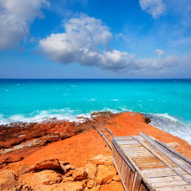 Cala saona sahil turkuaz ile zor bir Akdeniz