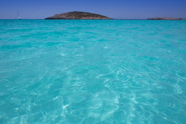 Strand illetas Orense in in de buurt van ibiza formentera — Stockfoto