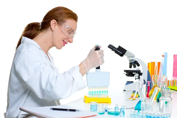 Chemical laboratory scientist woman multi channel pipette — Stock Photo, Image