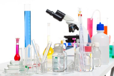 Kimyasal bilimsel laboratuvar malzemeleri test tüpü şişesi