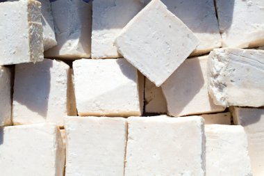 geleneksel olarak sabun kazan beyaz küpleri üretilen