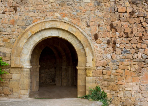 Canete Cuenca puerta San Bartolome stone fort Spain — Stock Photo, Image