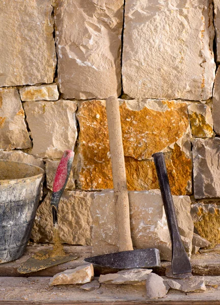 Hammer tools of stonecutter masonry work — Stock Photo, Image