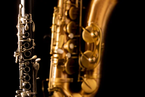 Musica classica Sassofono tenore Sax e clarinetto in nero — Foto Stock