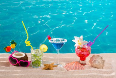 plaj beyaz kum mojito tropikal kokteyller hawaii mavi