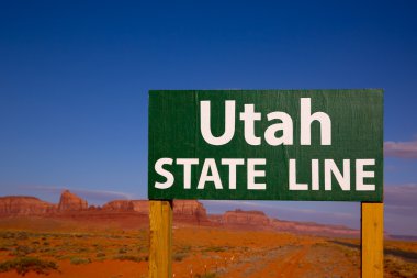 utah ve arizona eyalet sınırı arasındaki yol işareti