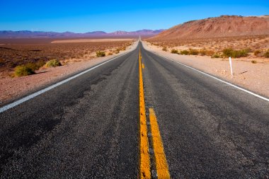 hiç bitmeyen yol death valley California