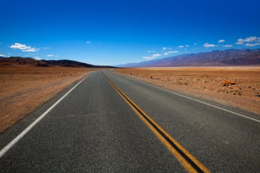 death valley California ıssız yol 190 Otoban