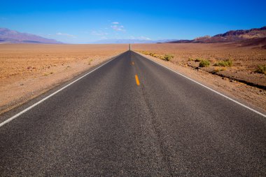Badwater yol Ölüm Vadisi Milli park california