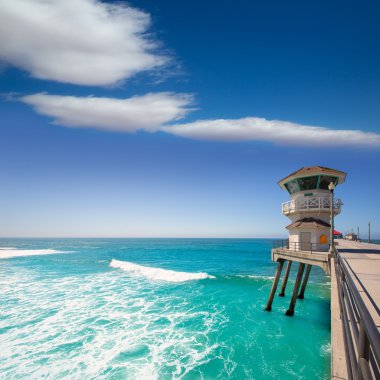 Huntington beach ana cankurtaran Kulesi surf city california