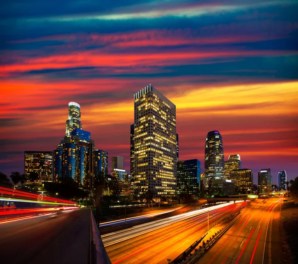 Downtown la natt los angeles sunset skyline Kalifornien — Stockfoto