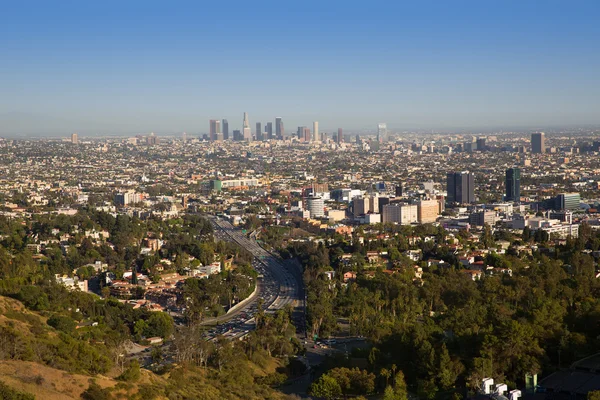 Центр міста Ла Лос-Анджелес горизонту Каліфорнії — стокове фото