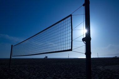 plaj voleybolu net günbatımı Kaliforniya santa Monica'da