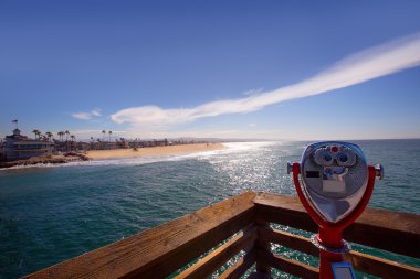 İskele teleskop görünümünden Kaliforniya'da Newport Beach'de