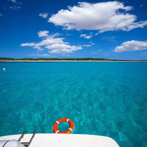 Formentera illetes Illetas yuvarlak şamandıra ile — Stok fotoğraf