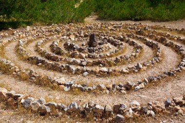 Atlantis spiral taş toprak olan Ibiza'da imzalamak