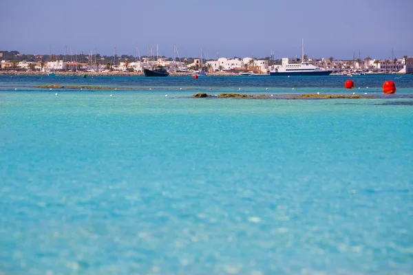 Pueblo de La Savina Sabina y puerto deportivo de Formentera —  Fotos de Stock