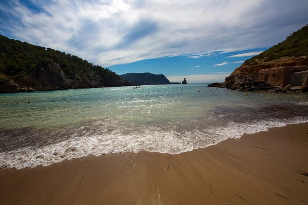 Praia de Ibiza Cala Benirras em San Joan em Baleares — Fotografia de Stock