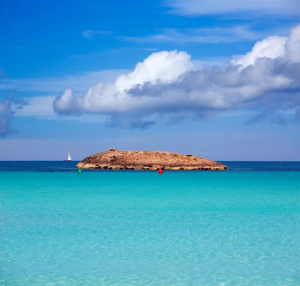 Wyspa Illetes illetas plaży na wyspie w archipelagu Balearów — Zdjęcie stockowe