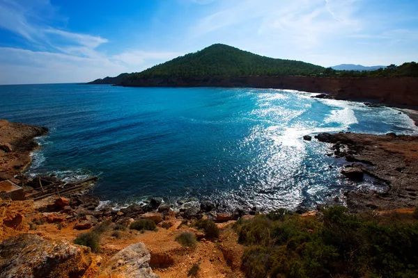 Ibiza sa caleta strand in Zuid-san jose in Balearen — Stockfoto