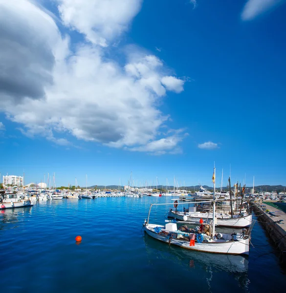 Ibiza san antonio abad de portmany marinahafen — Stockfoto