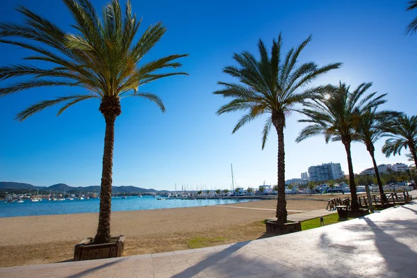 Spiaggia di Ibiza San Antonio Abad de Portmany alle Baleari — Foto Stock