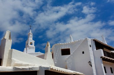 içinde menorca binibeca beyaz köy sant lluis binibequer vell
