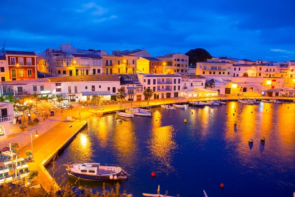 Calasfonts Cales Fonts Puesta del sol en el puerto de Mahón en Baleares — Foto de Stock