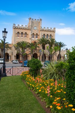 Ciutadella menorca şehir Belediye Sarayı ve bahçeleri